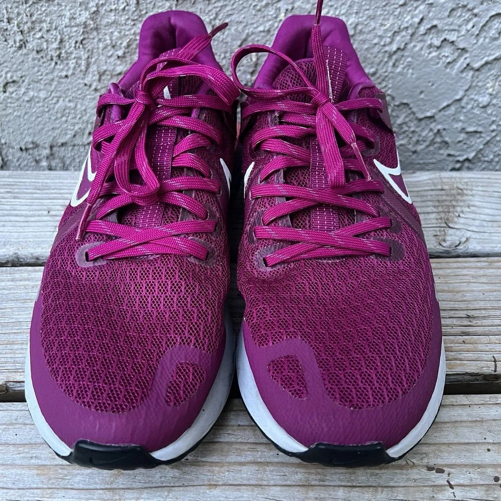 Nike Shoes Women Size 10.5 Legend React Running Pink Red White Sneakers Trainer